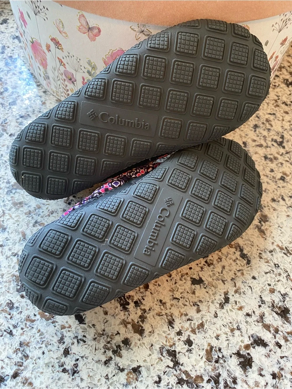 COLUMBIA Girls Packed Out OmniHeat Quilted Slippers 13